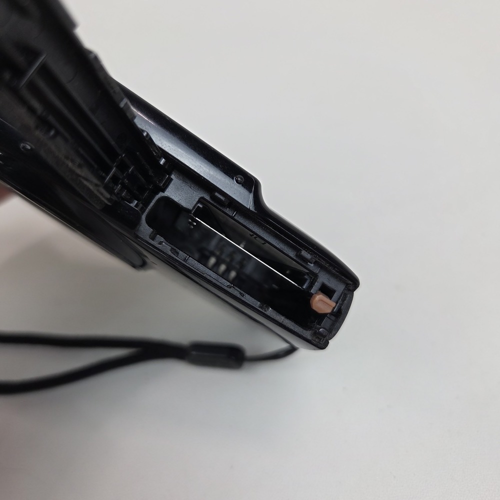 Canon Powershot ELPH 190 IS 10x Digital Camera Black Broken Cracked Display - Picture 13 of 16